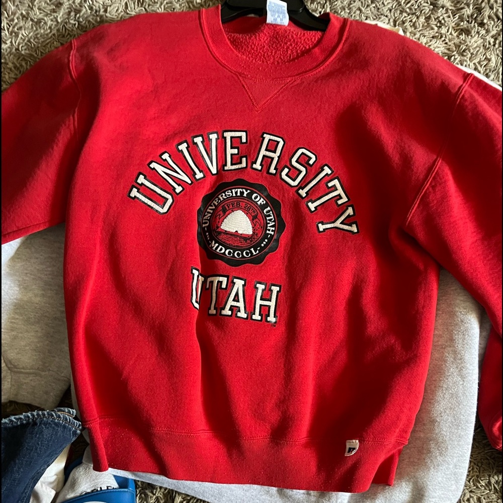 Red vintage university of Utah crew neck sweater